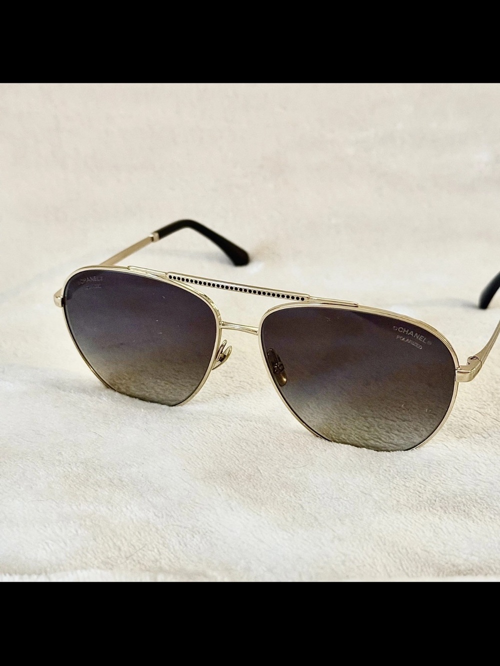 Chanel 4279B 395/S8 60 Pale Gold Gradient Polarized Sunglasses with Carry Case